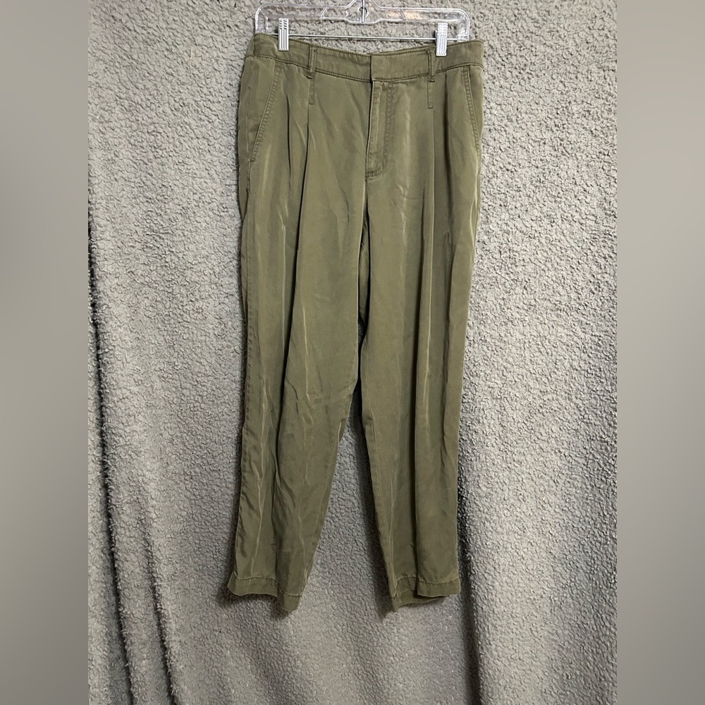 LOFT Women's Khaki Green Chinos